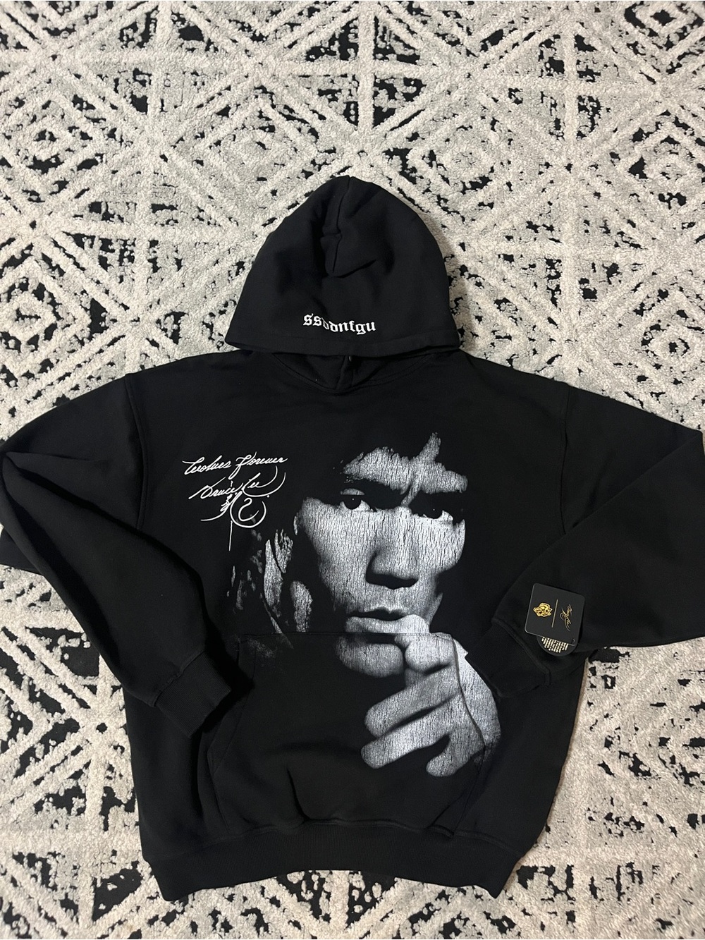 Darc Sport Bruce Lee Black Graphic Pullover Hoodie with Monochrome Face Print